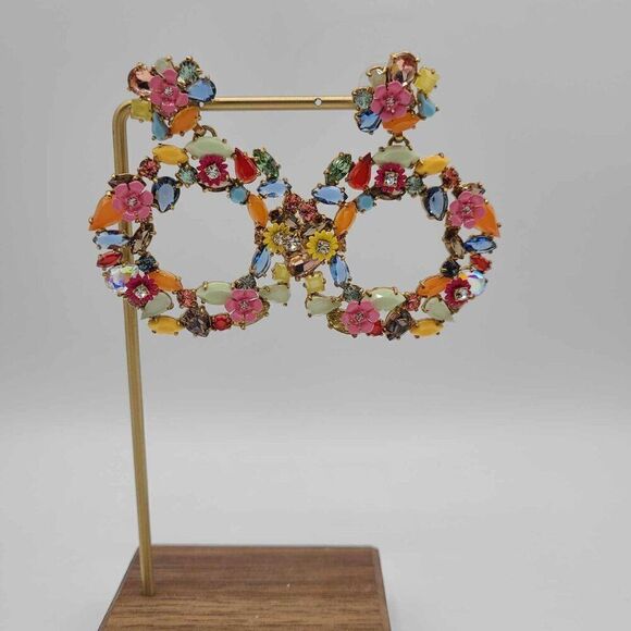NWOT J Crew Multi Color Crystal Floral Wreath Stud Earrings - Picture 7 of 8
